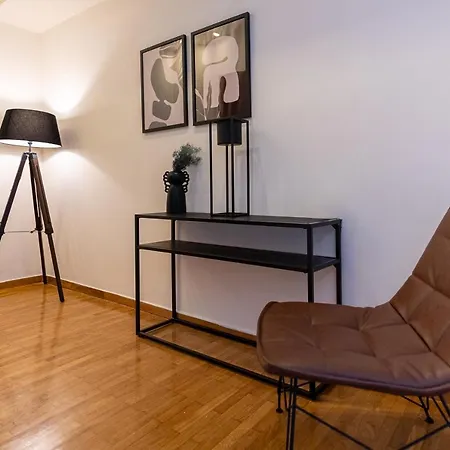 Phaedrus Living: Luxury Flat Vyronas * Athens